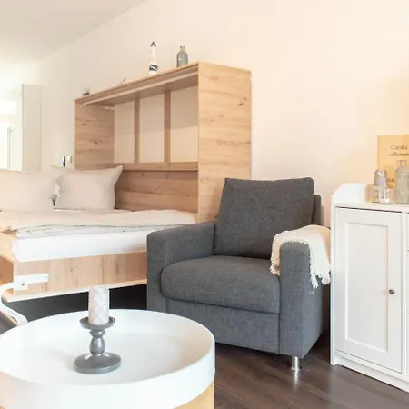 54 Grad Nord App 8 *